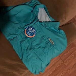 Columbia fishing shirt